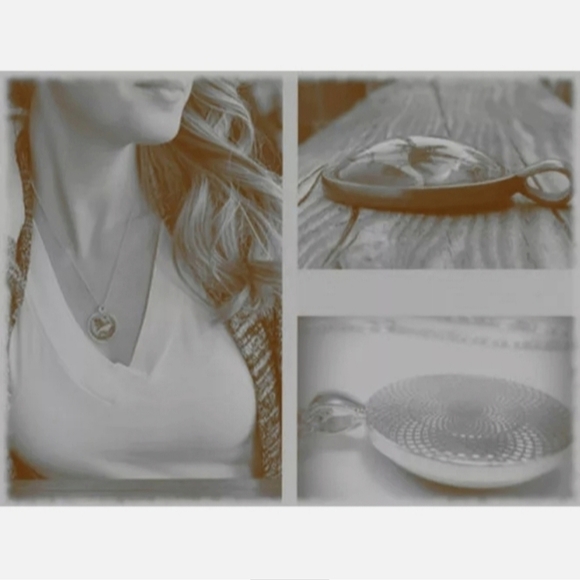 New Ganesh Silver Glass Cabochon Necklace. - Picture 3 of 7